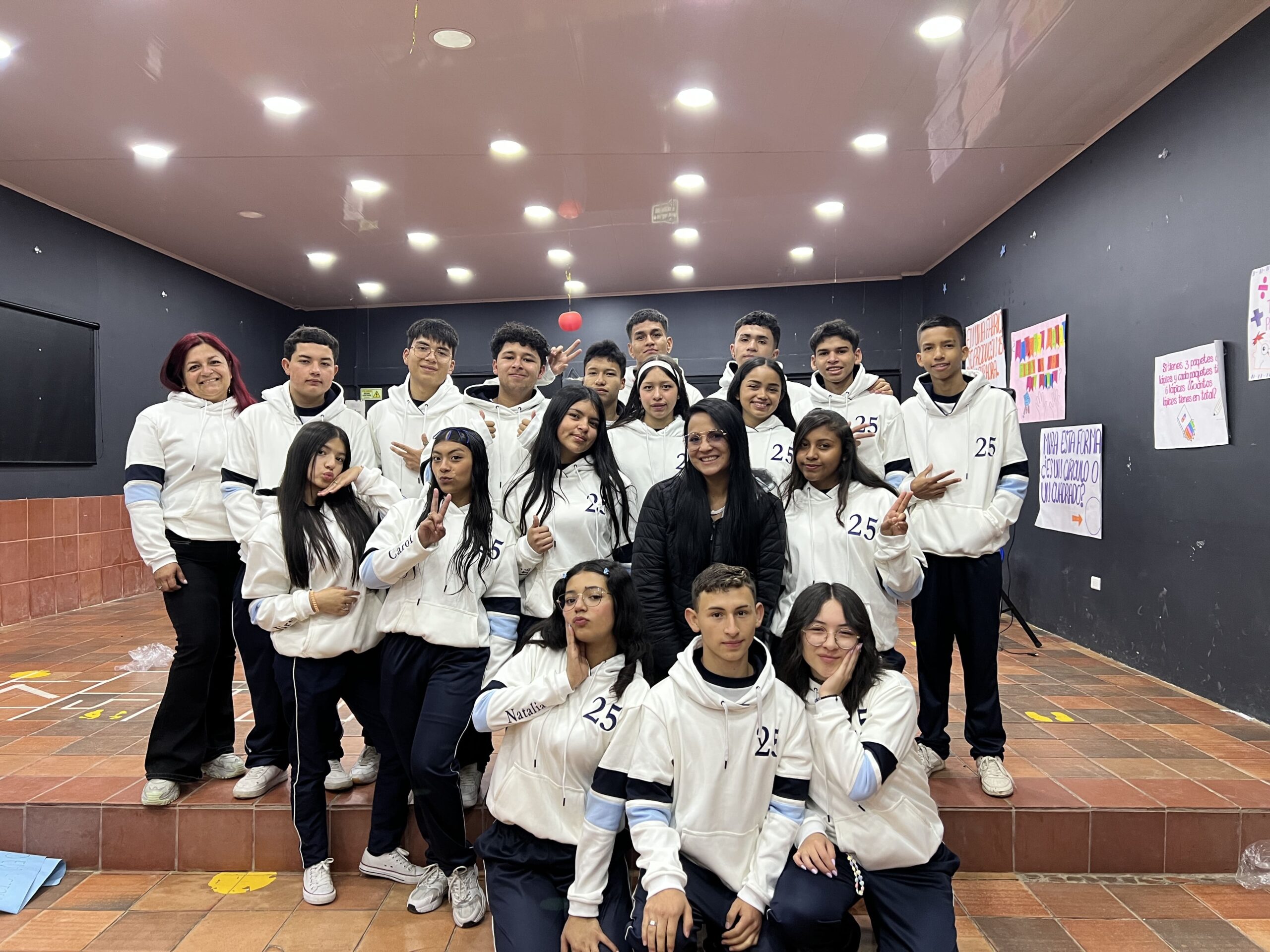 Liceo Nueva Vida - Fundación Karis